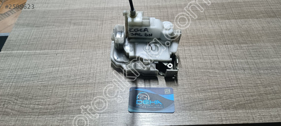 Fiat egea çıkma orjinal sağ ön kapı kilidi