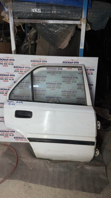 TOYOTA COROLLA SAĞ ARKA KAPI DOLU