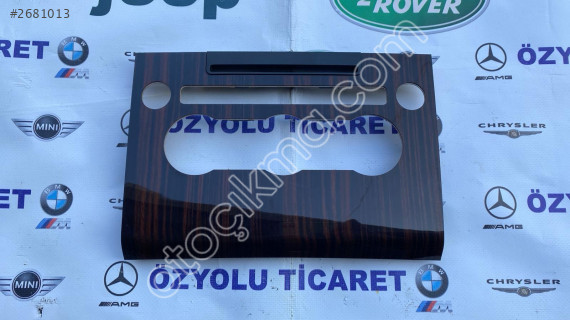 Range Rover Vogue L405 Teyp Çerçevesi (2013-2017)
