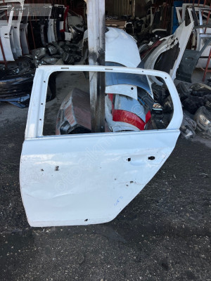 Volksvagen Golf 7 çıkma arka sol kapı