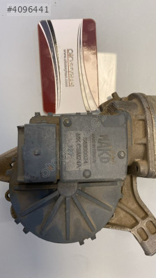 64300024 renault fluence ön silecek motoru