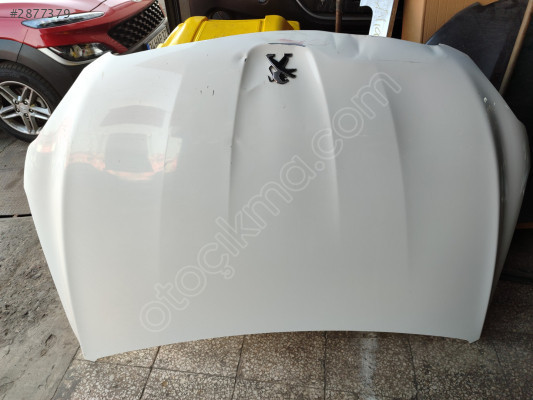Peugeot 301 ön kaput