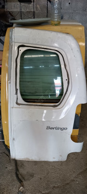 Citroen Berlingo çiftli bagaj sağ taraf