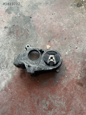 PEUGEOT 206 AKS TAKOZU KULAĞI ORJİNAL ÇIKMA