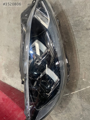 Ford Kuğa tek mercek sağ far