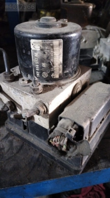 AUDI VW SEAT SKODA  ABS beyni 1K0 907 379 AC / 1K0 614 517
