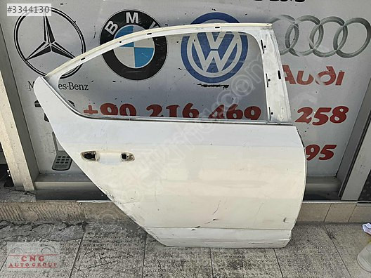 Skoda octavia 2016 sağ arka kapı