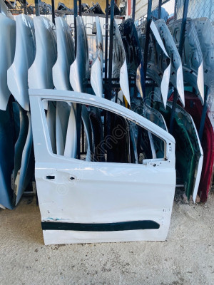 Ford Courier Kapalı Kasa  Sağ Ön kapı