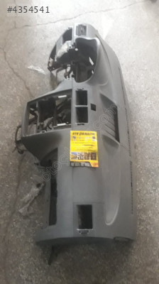 FORD TRANSIT CONNECT GÖĞÜSLÜK