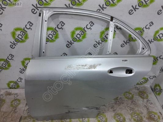 2014-2020 W205 Mercedes C Serisi Sol Arka Kapı A2057320110