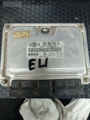 Passat 1.9 TDI AVF Motor Beyni 038906019KD 0281011205 EDC15P