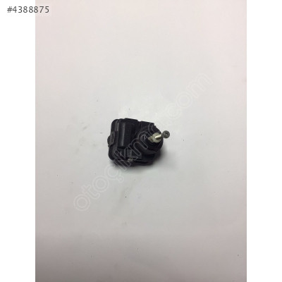 Renault Ön Far Ayar Motoru 008299-12