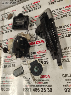 Audi A6  Sağ ön kapı  kilidi kapı kolu cam krikosu
