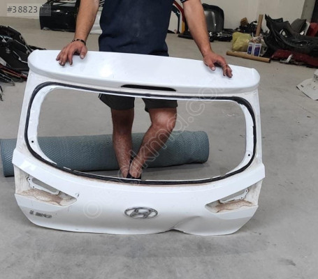 2014/2018 HYUNDAİ İ20 BEYAZ BAGAJ KAPAĞI ORJINAL LOKALLIK