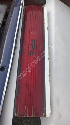Mazda 323 sedan arka reflektöryedek parça