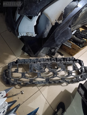 Audi Q7 panjur iç maske orjinal çıkma parça