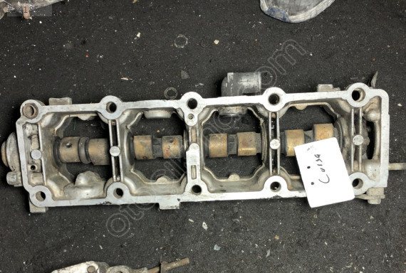 Opel Corsa 1.4 Çıkma Eksantrik Mili ve Eksantrik Muhafazası