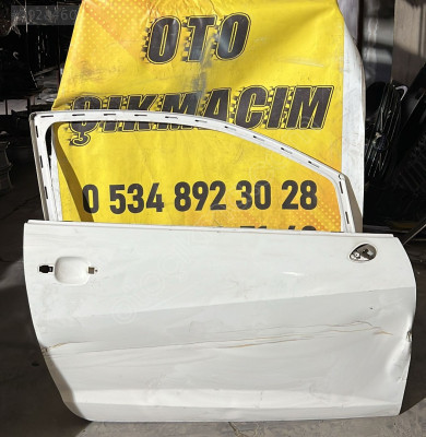 SEAT İBİZA SAĞ ÖN KAPI