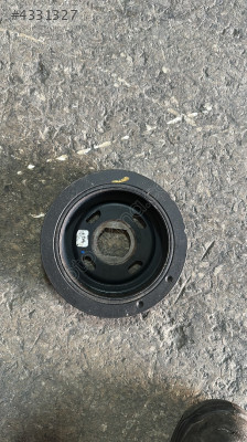 QASQHAİ J11 1.6 DİZEL KRANK KASNAĞI