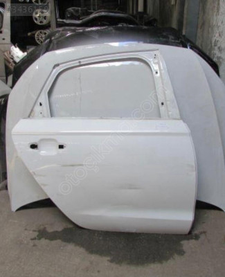 AUDİ A6 ÇIKMA SAĞ ARKA KAPI