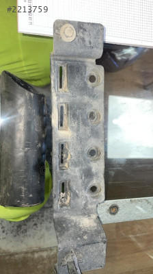 citroen zx sağ çamurluk braketi