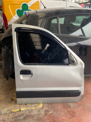 2004 RENAULT KANGOO SAĞ ÖN KAPI