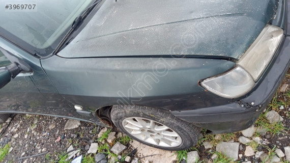 Pejo 306 sağ çamurluk yedek parça