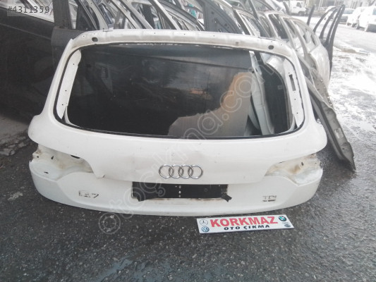 AUDI Q7 BAGAJ KAPAĞI