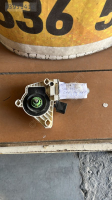 MERCEDES E SERİSİ W207 SOL ÖN CAM MOTORU
