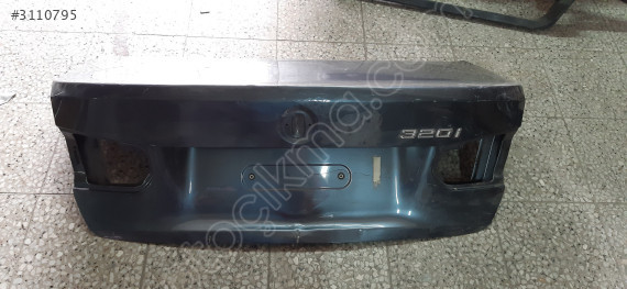 BMW F30 BAGAJ