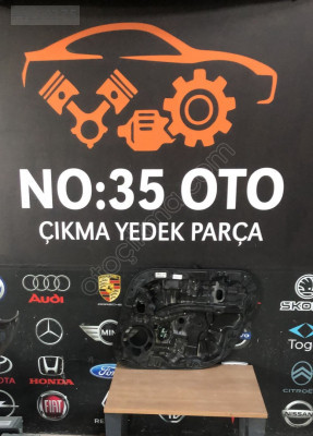 31378602 VOLVO S90 V90 SAĞ ARKA CAM REFLEKTÖRÜ 2017-2025