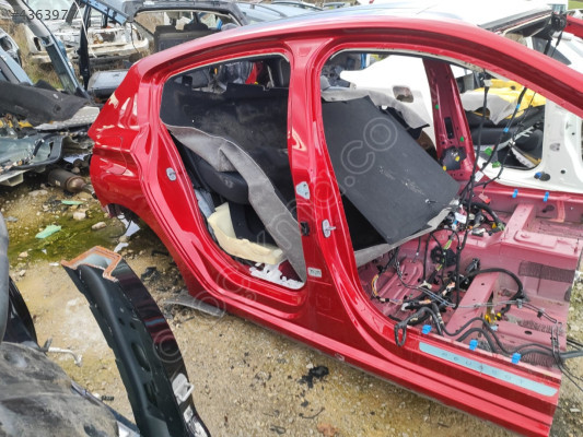 PEUGEOT 308 SAĞ ARKA KESME ÇAMURLUK OTO FEDAİ