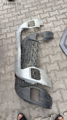 Dacia Duster tampon alt ızgarası
