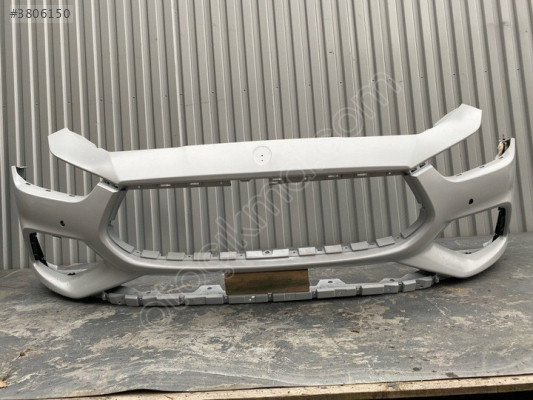 TAMPON ÖN MASERATI GHIBLI 673008231