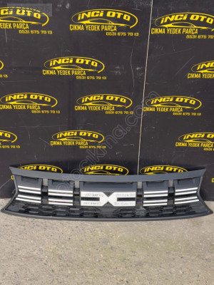 2023 Dacia Duster yeni kasa ön panjur çıkma orijinal