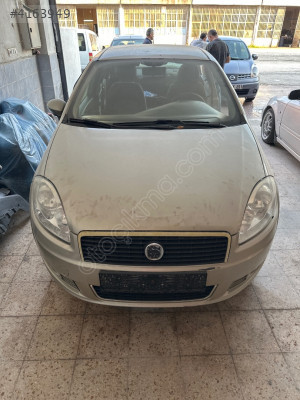 Fiat linea ön kaput