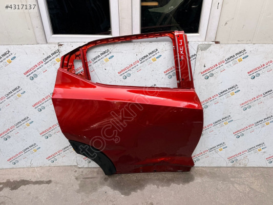 Nissan juke sağ arka kapı (az hasarlı)
