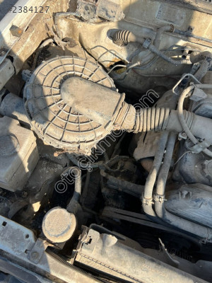 99 model Toyota hılux çıkma hava filtre kutusu