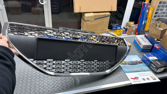 9672794380 PEUGEOT 208 ÖN PANJUR KROM ÇERÇEVELİ 2012-