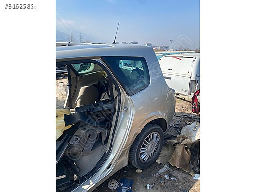 RENAULT SCENİC GRANDE 2007 SOL ARKA ÇAMURLUK ORJİNAL 05305115921