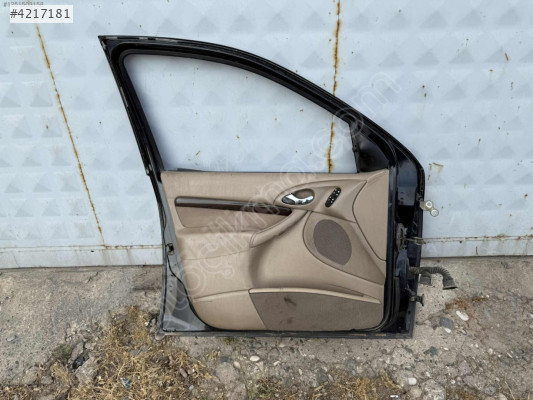 Ford focus sol ön kapı 99 2005