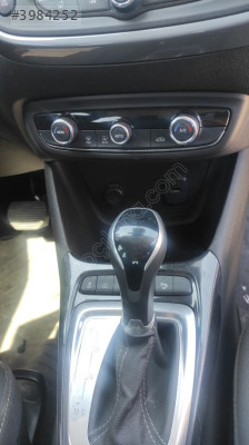 OPEL CROSSLAND KLİMA KONTROL DÜGMESİ