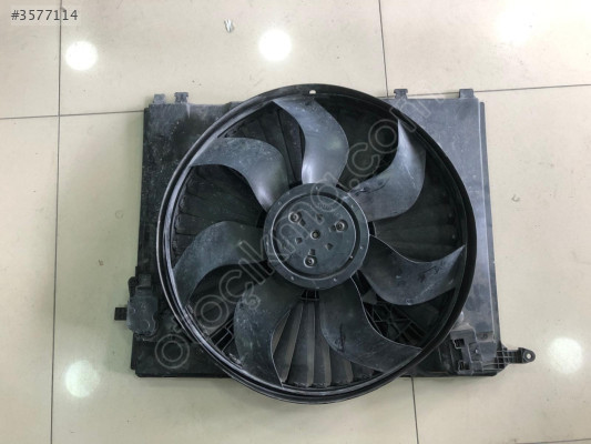MERCEDES C SERİ W205 DİZEL FAN A0999060812