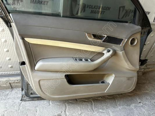 AUDİ A6 05-11 KAPI DÖŞEMESİ SOL ÖN BEJ 4F1867103AB XGP
