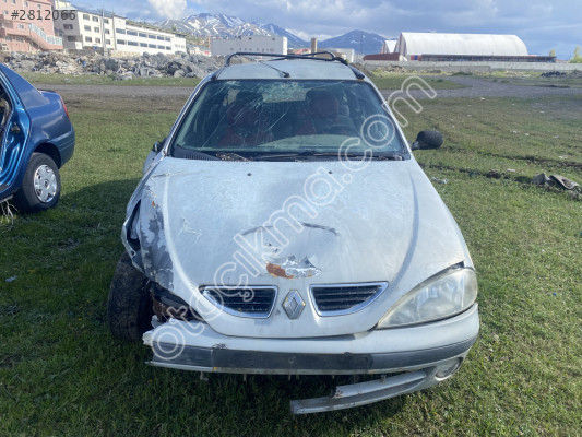 Megane 1 Station Wagon Çıkma Yedek Parçaları