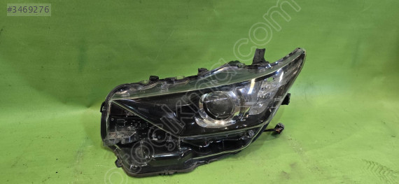 2015-2019 Toyota Auris sol ön far çıkma orjinal