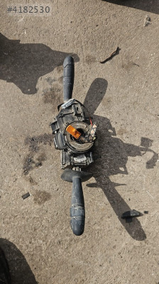 2005 Kangoo silgi silecek kolları iç