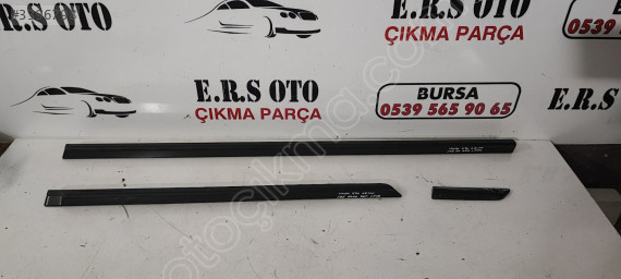 VOLVO V90 CROSS SAĞ ÖN ARKA KAPI ÇITASI ORJ ÇIKMA