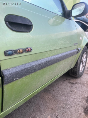DACİA SOLENZA SAG ÖN KAPI ÇITASI