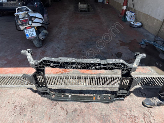 HYUNDAİ BAYON ORJINAL ÖN PANEL HATASIZ
